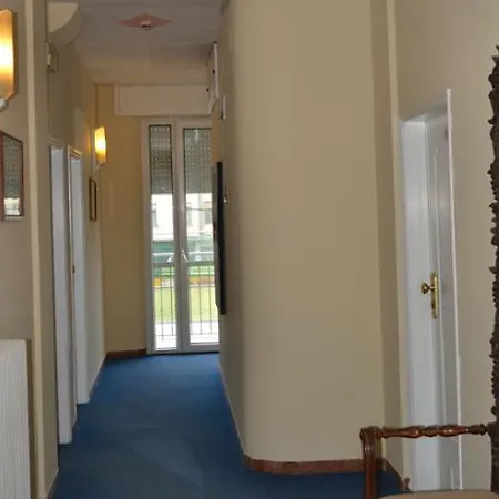 Riviera 3* Римини