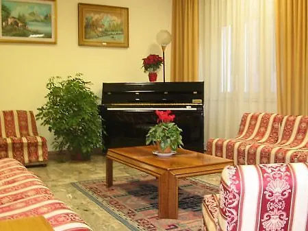 Riviera Hotel Rímini