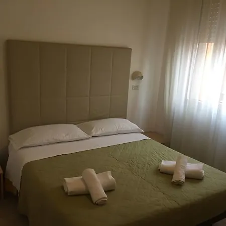 Отель Riviera