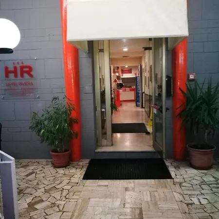 Riviera ホテル